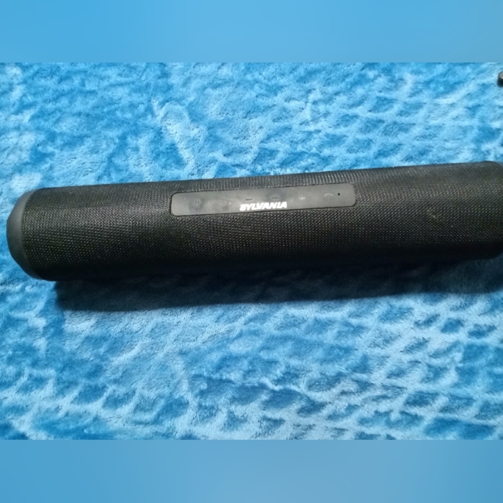 Sylvania 16 in Bluetooth speaker rechargeable